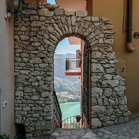 Lago Del Turano - Guest House Il Nido Dell'Aquila Ascrea Extérieur photo