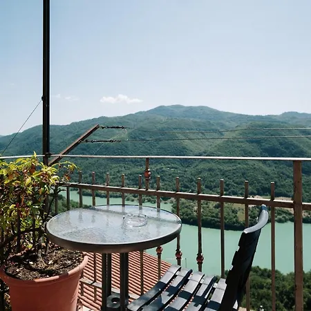 Lago Del Turano - Guest House Il Nido Dell'Aquila Ascrea Extérieur photo